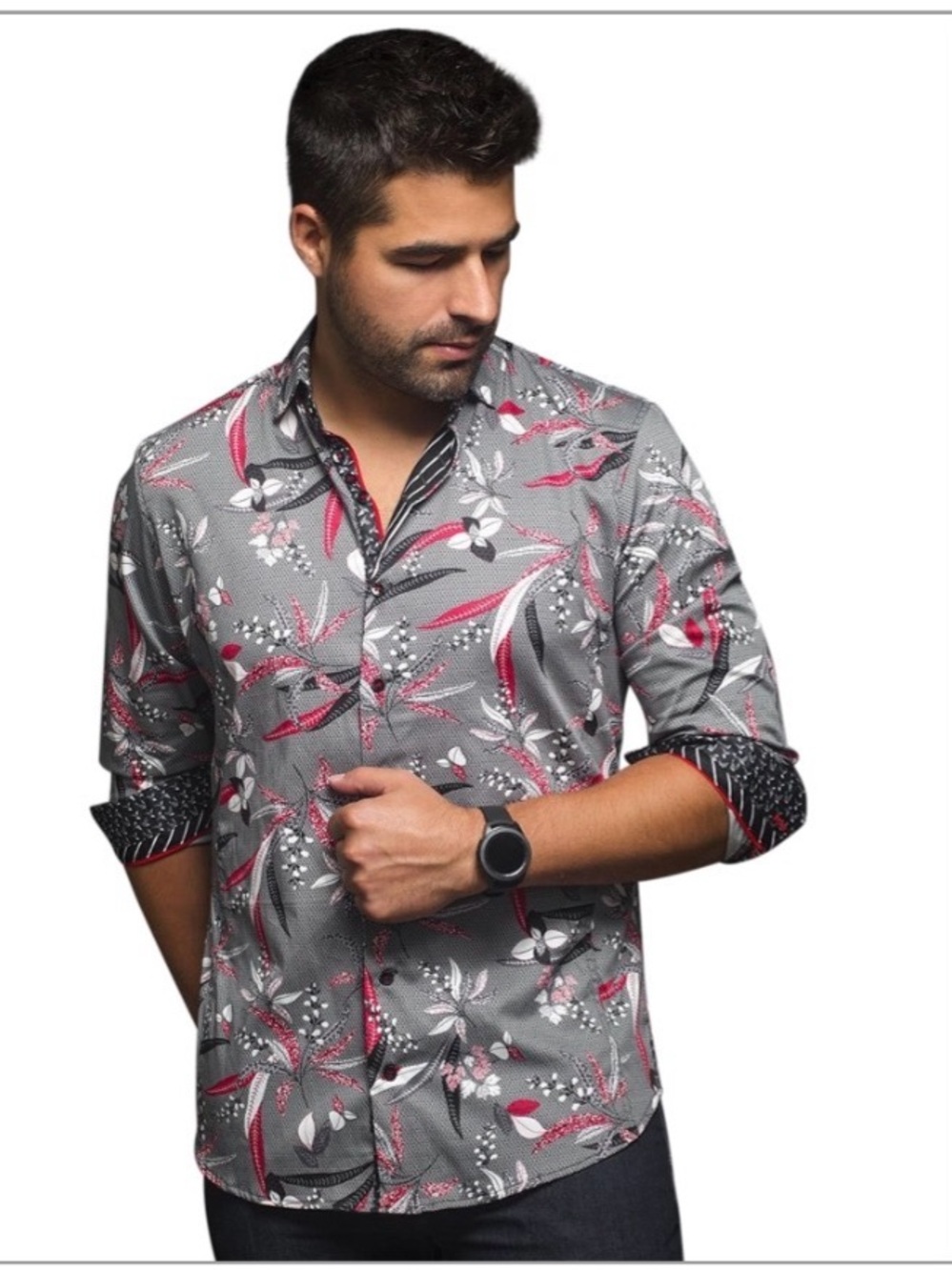 AU NOIR Muffasa Red - Medium (BRAND NEW)